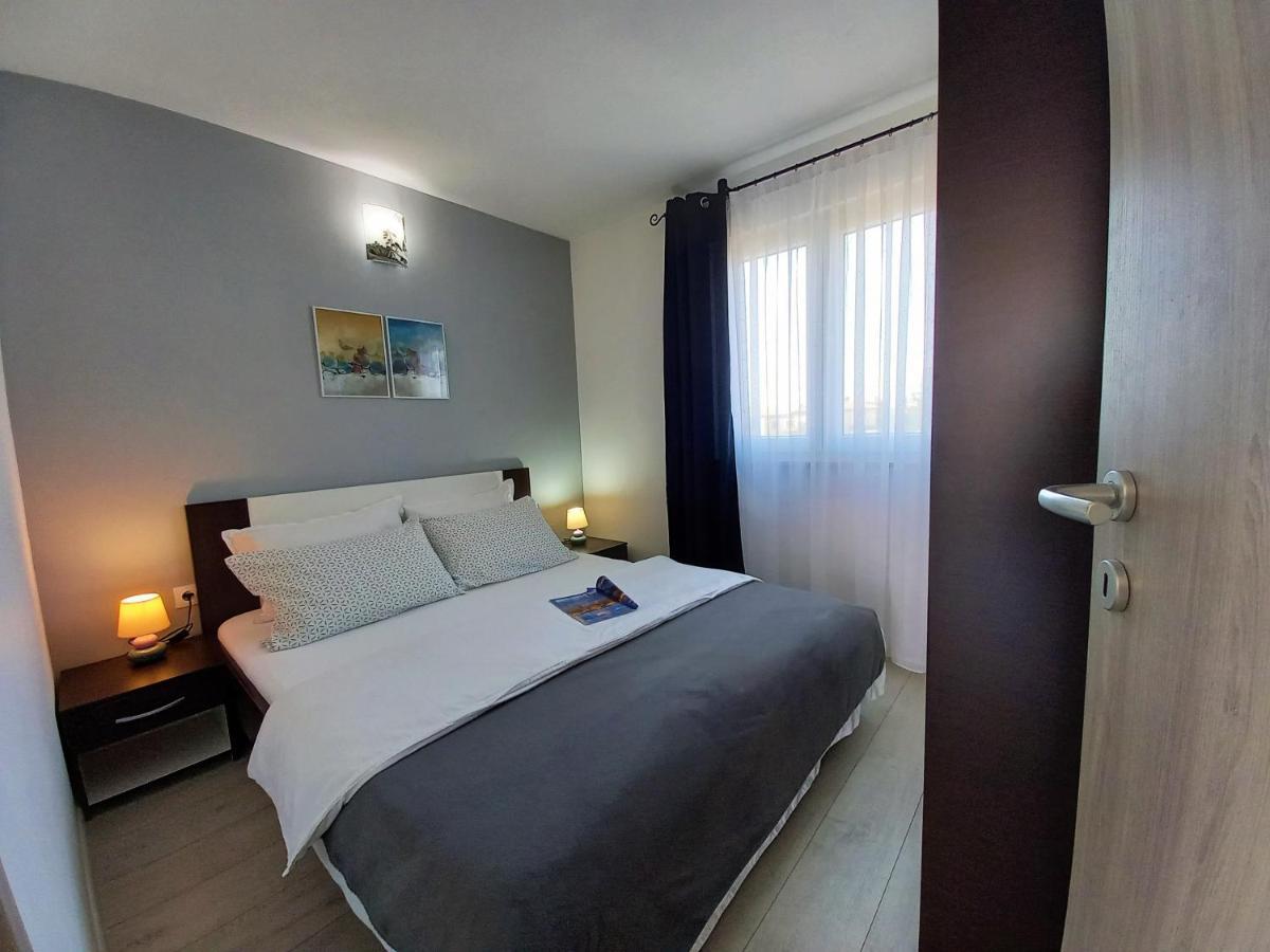 Apartments Antunovic Umago Exterior foto