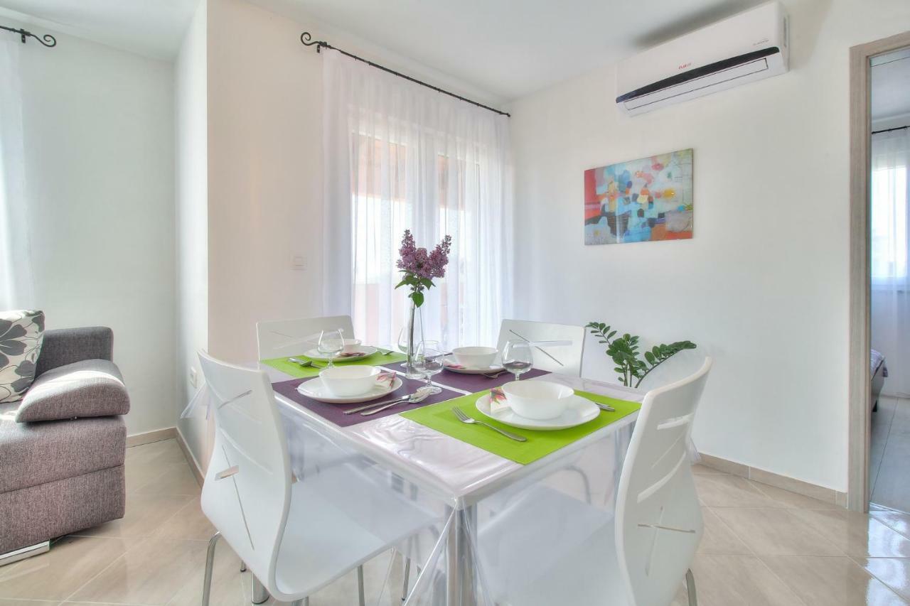 Apartments Antunovic Umago Exterior foto